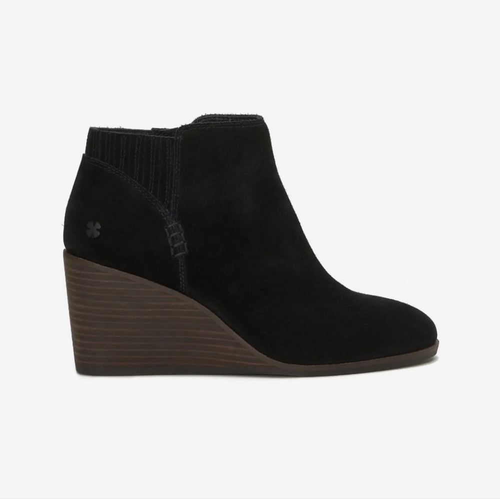BNIB Lucky Brand Size 7 Zorla Wedge Boot in black